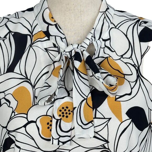 Bar III X-Large Top Floral Semi-Sheer Tie V-Neck Sleeveless Side Slits New - Picture 2 of 8